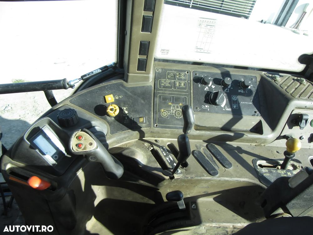 New Holland M100 cu incarcator frontal - 11