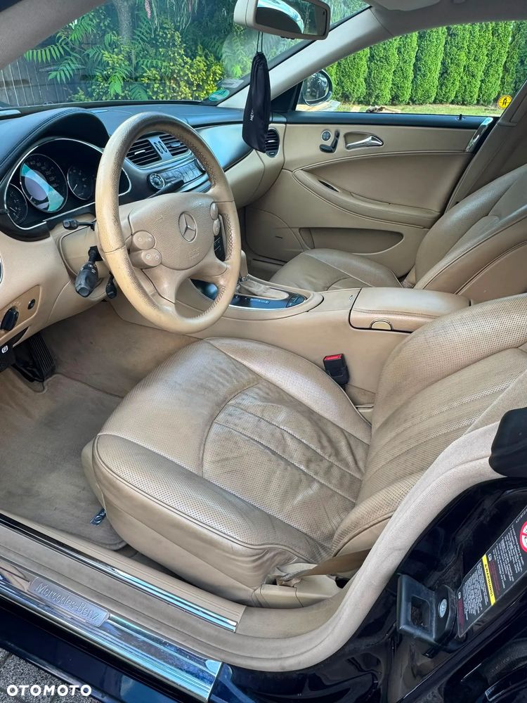 Mercedes-Benz CLS - 10