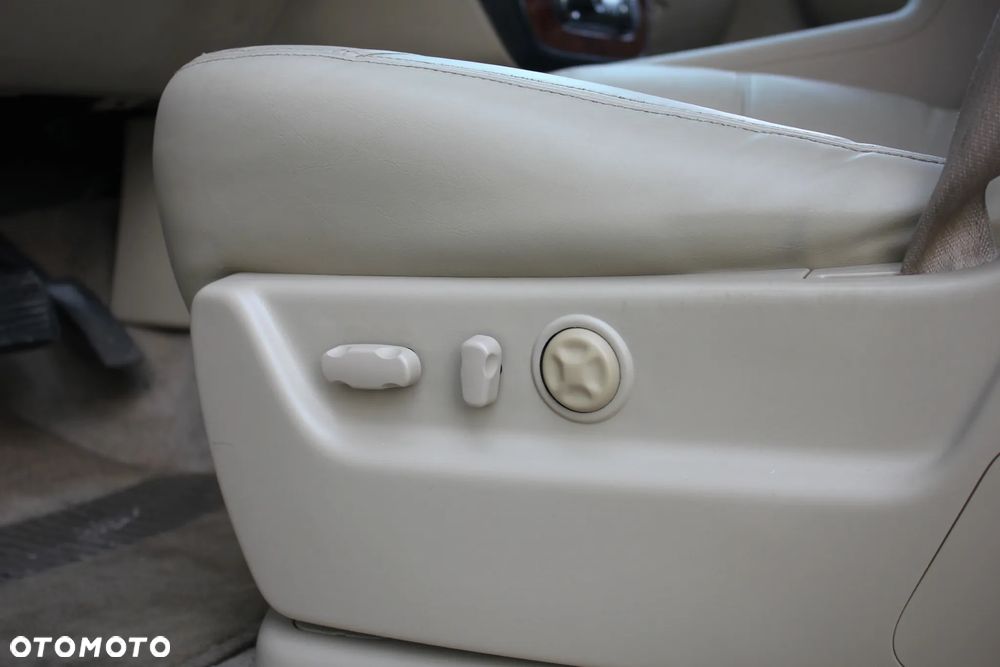 Chevrolet Avalanche - 28