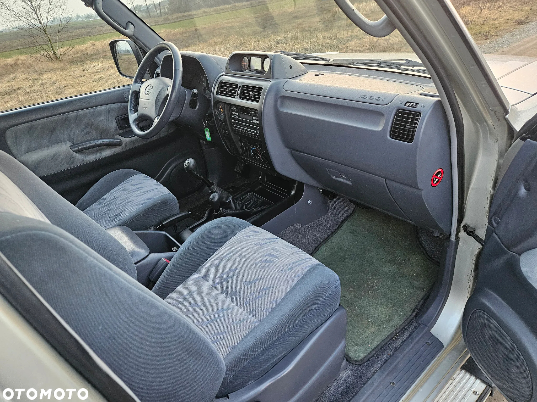 Toyota Land Cruiser - 7