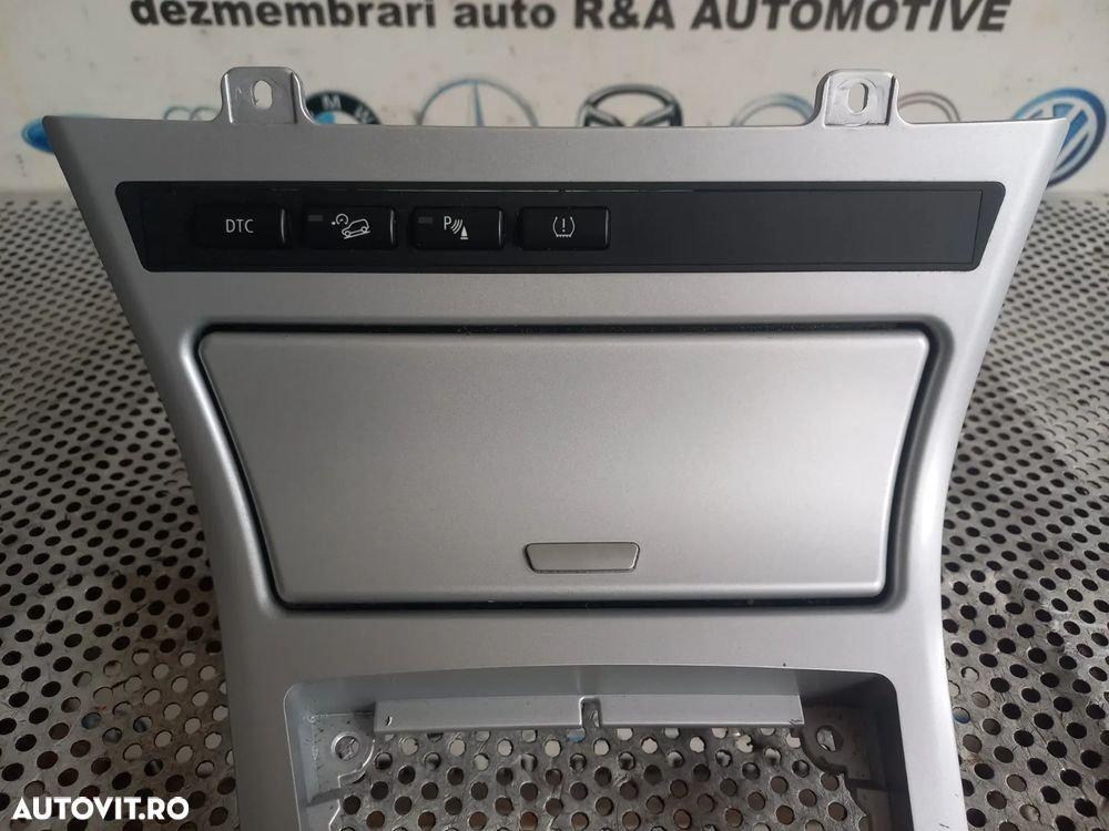 Ornament Consola Centrala Scrumiera Butoane Bmw X3 Volan Stanga Dezmembrez - Dezmembrari Arad - 2