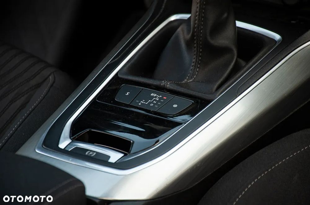 Peugeot 308 BlueHDi 150 Automatik Stop & Start Allure - 11