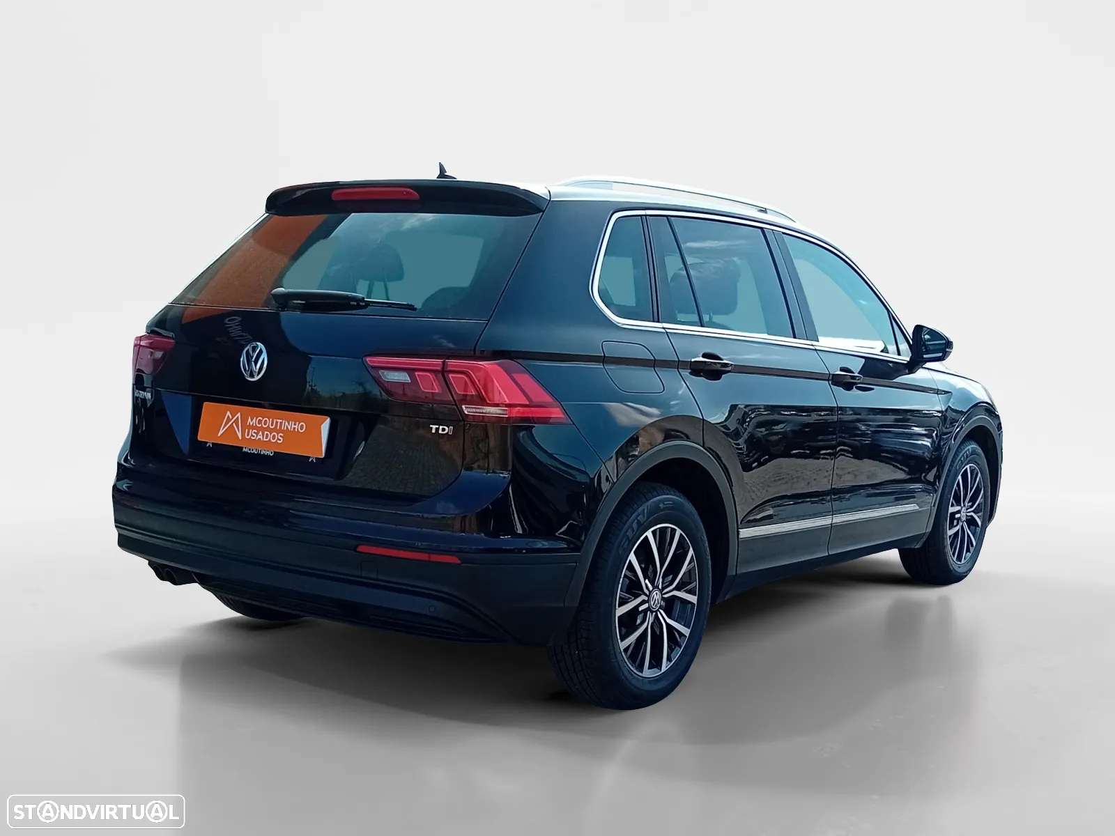 VW Tiguan 1.6 TDI Confortline - 6