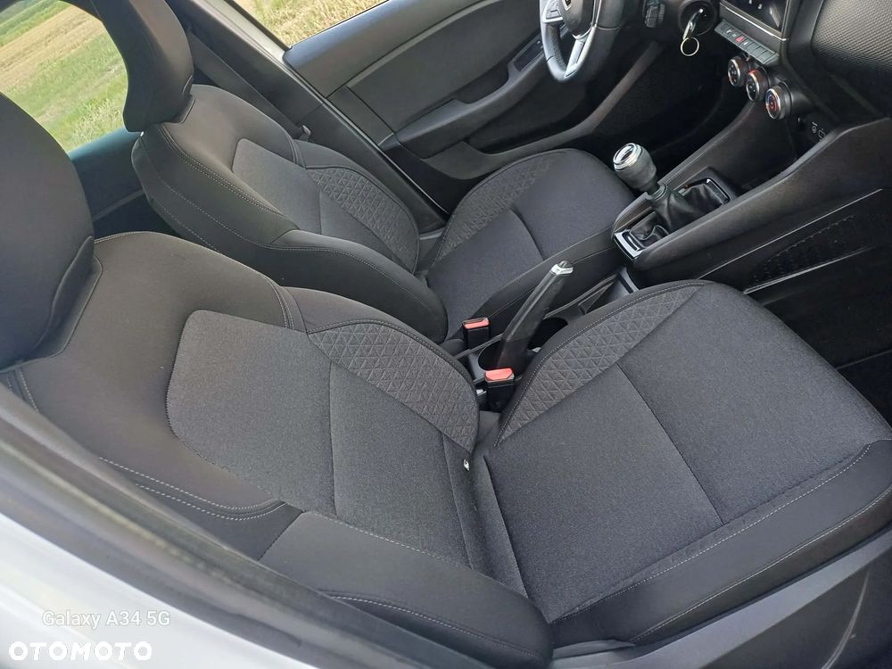 Renault Clio - 5