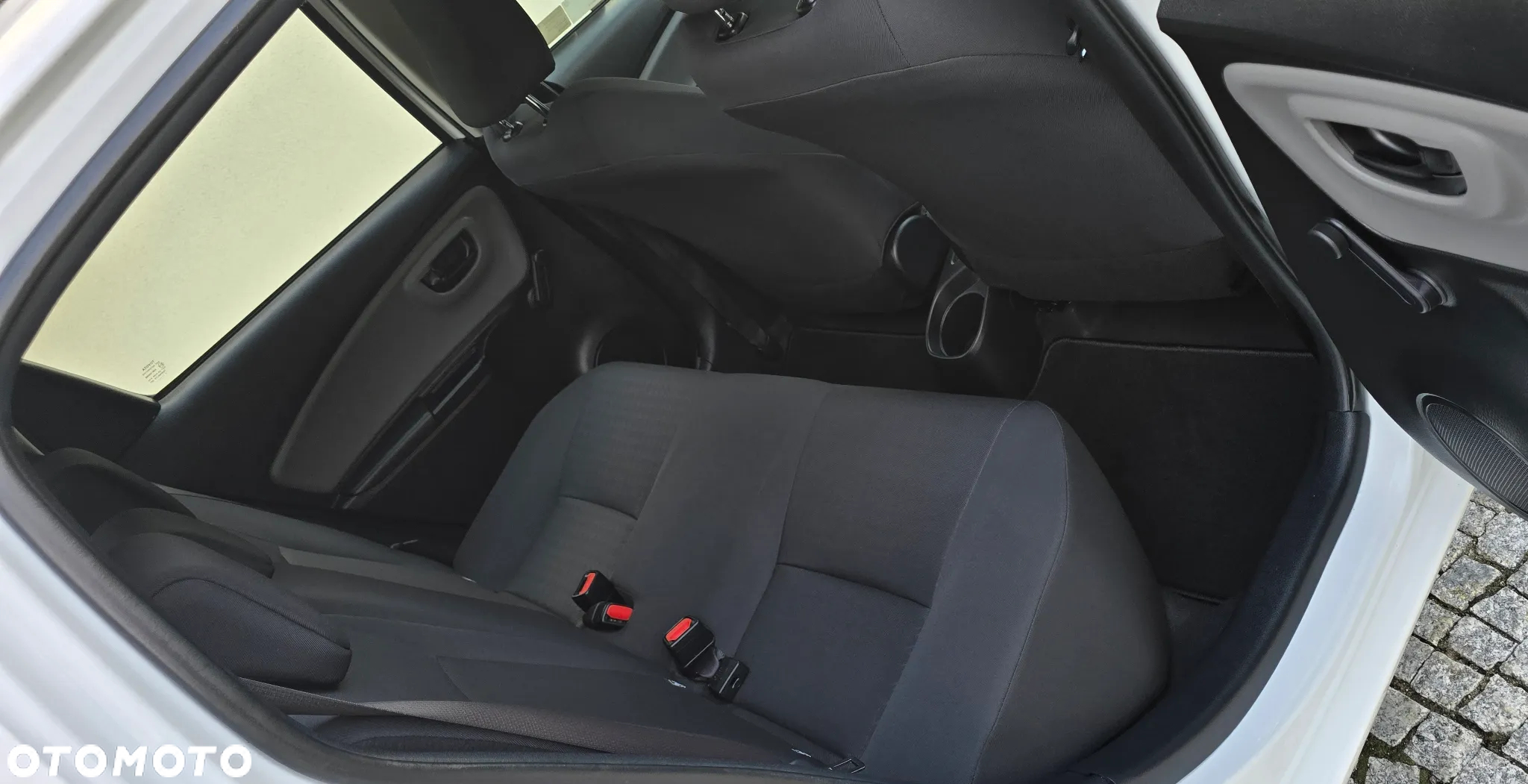 Toyota Yaris 1.0 Life - 17