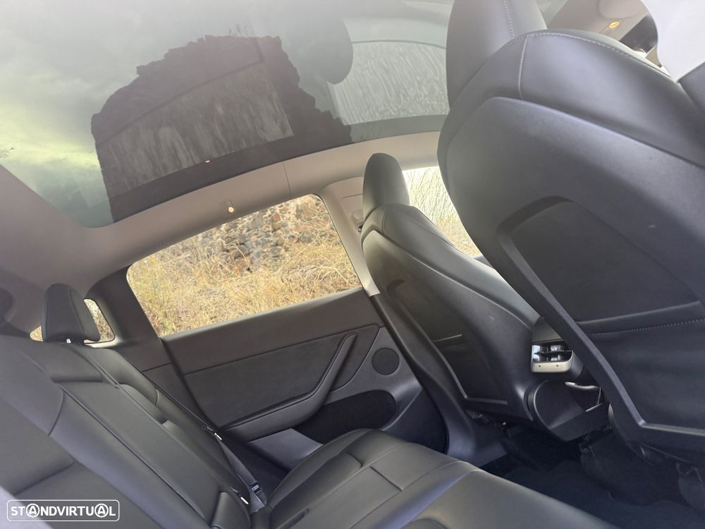 Tesla Model Y Tração Traseira - 18