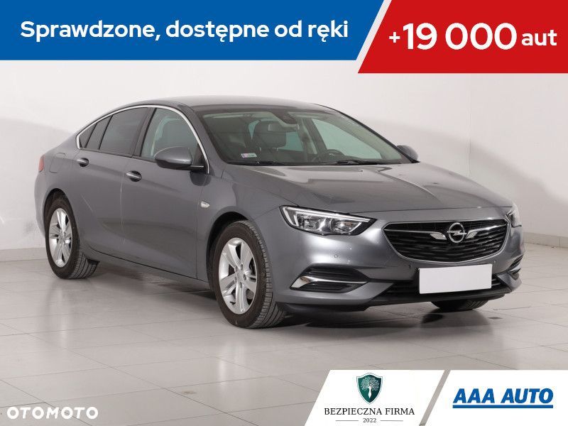 Opel Insignia - 1