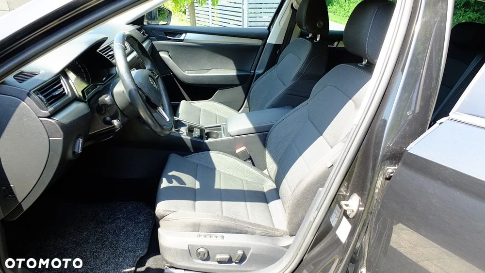 Skoda Superb 2.0 TDI Ambition - 12