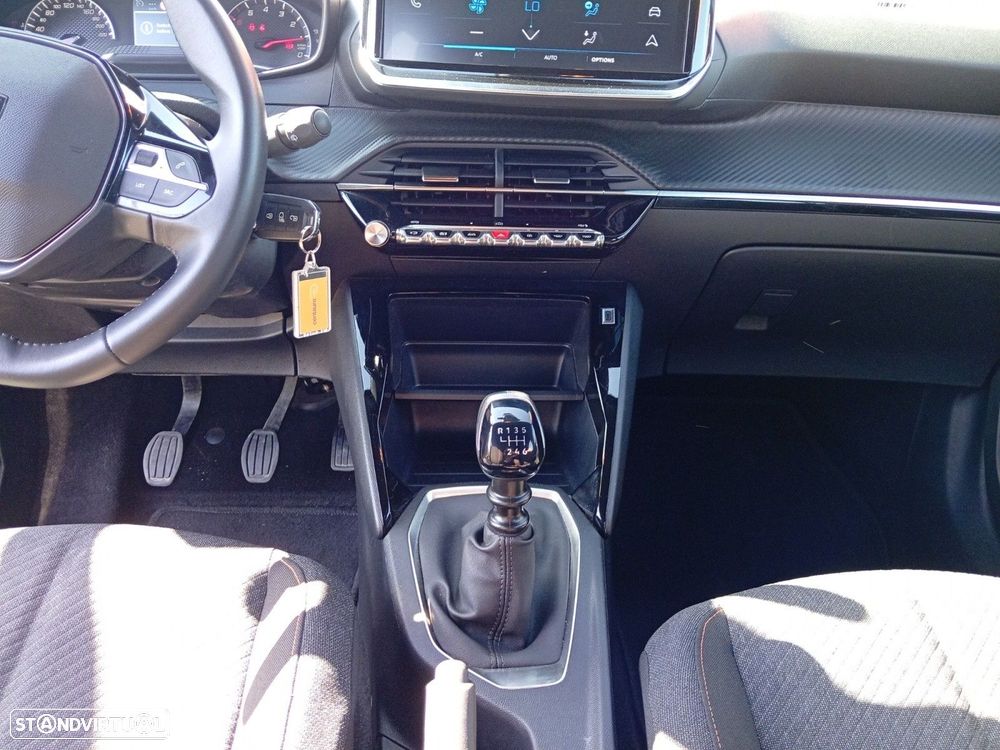 Peugeot 2008 1.2 PureTech Style - 11