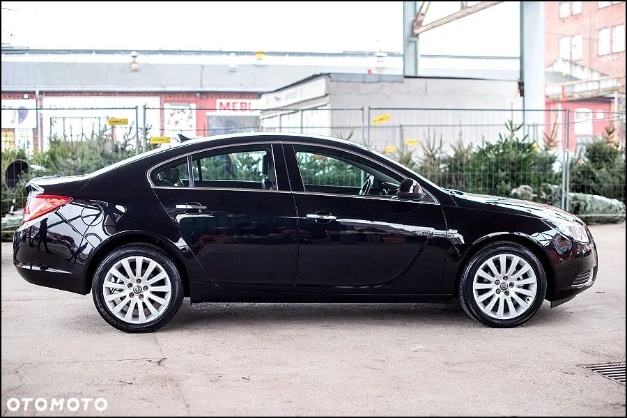 Opel Insignia - 11