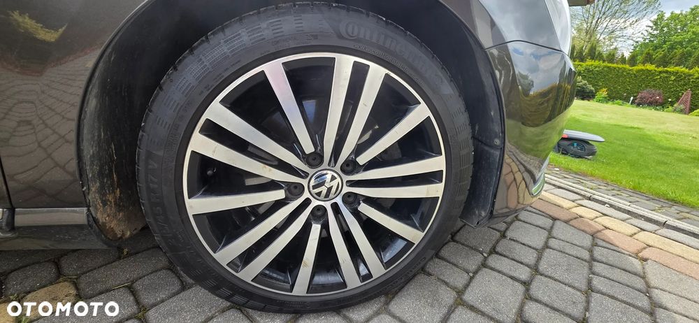 Volkswagen Passat 2.0 TDI Comfortline DSG - 14