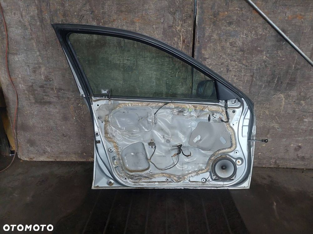 DRZWI KOMPLETNE LEWY PRZÓD HONDA ACCORD VII NH623M - 8