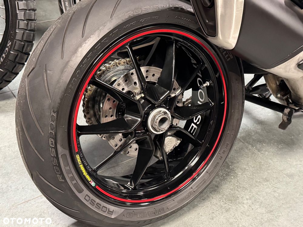 Ducati Hypermotard - 12