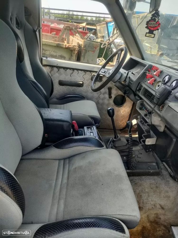 Nissan Patrol 2.8 Turbo LX - 8