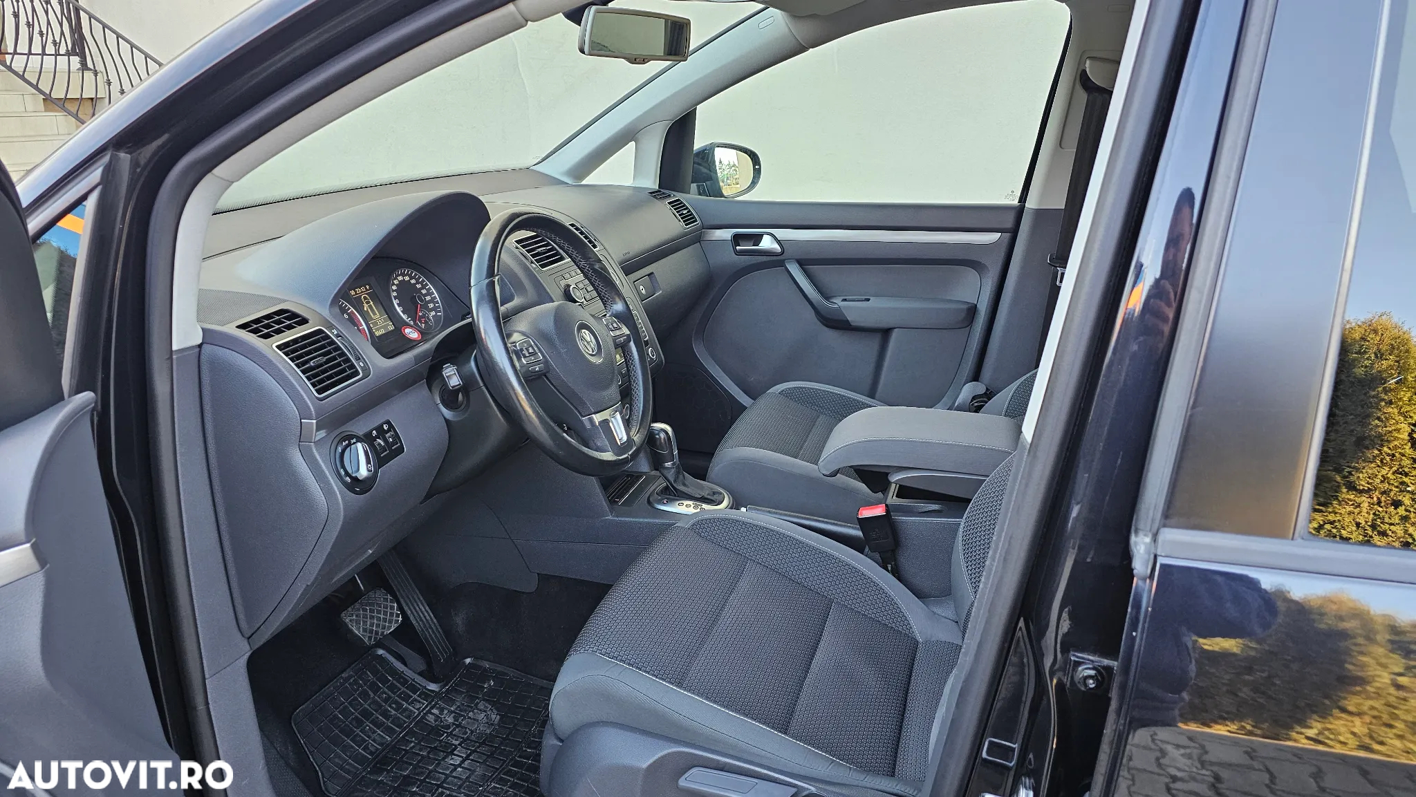 Volkswagen Touran 1.4 TSI DSG Highline - 17