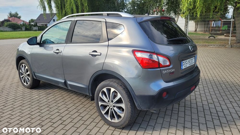 Nissan Qashqai - 2