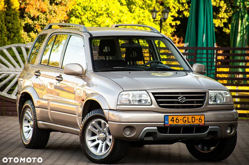 Suzuki Grand Vitara - 25