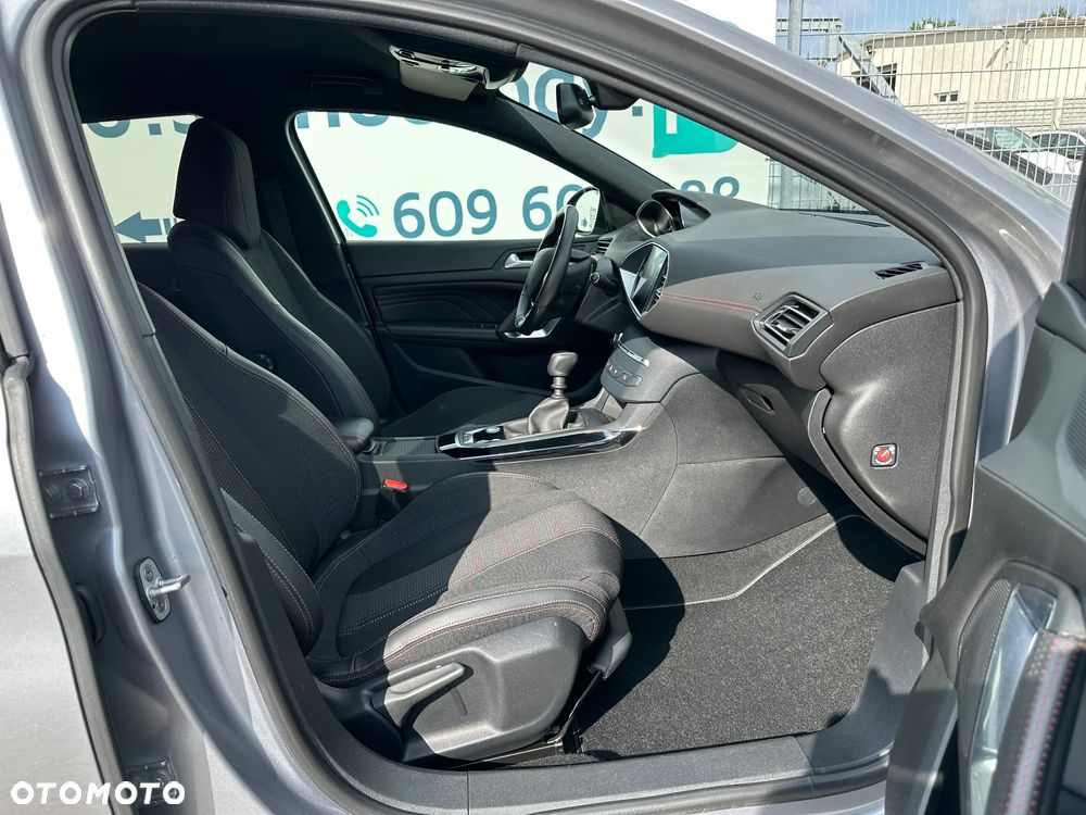 Peugeot 308 1.2 PureTech GPF GT Pack S&S - 18