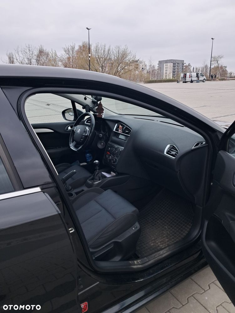 Citroën C4 HDi 110 Attraction - 20
