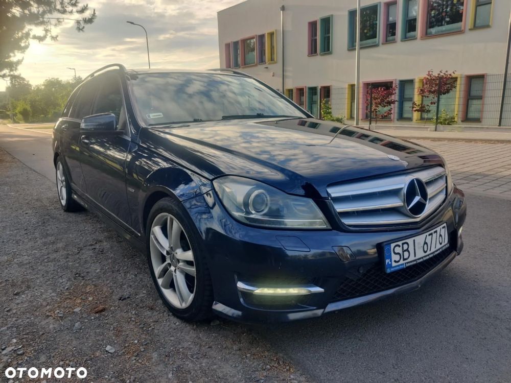 Mercedes-Benz Klasa C 300 CDI BlueEff 4-Matic Elegance - 12