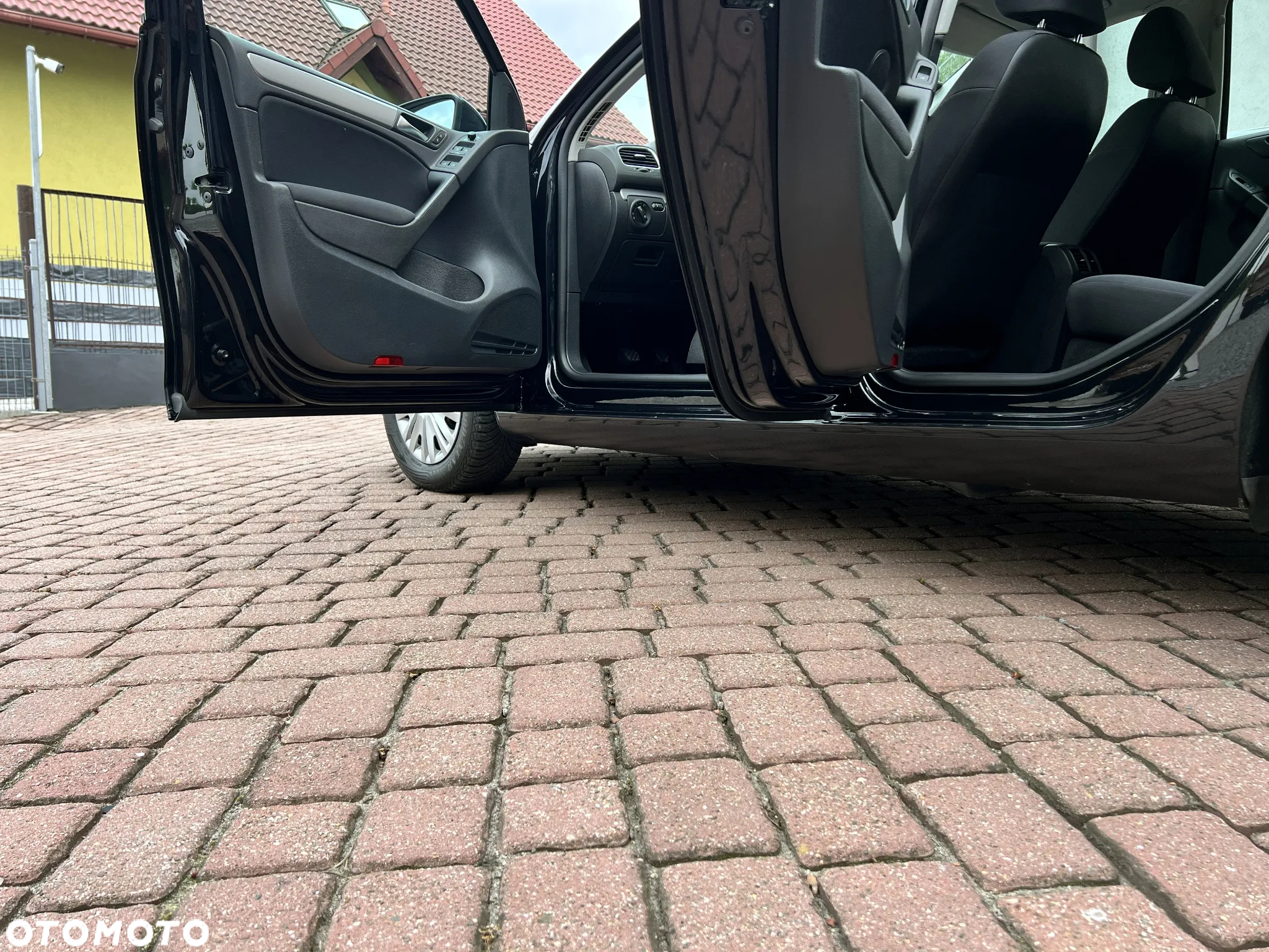 Volkswagen Golf VI 1.2 TSI Comfortline - 10