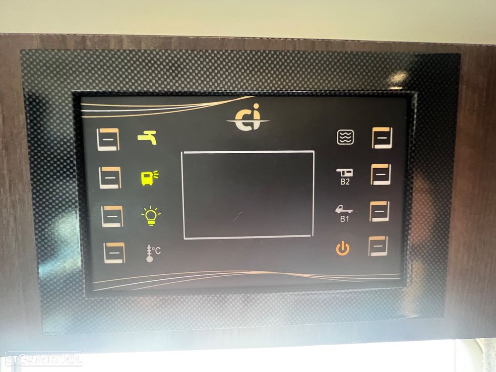 CI International Nacre Ford transit - 43