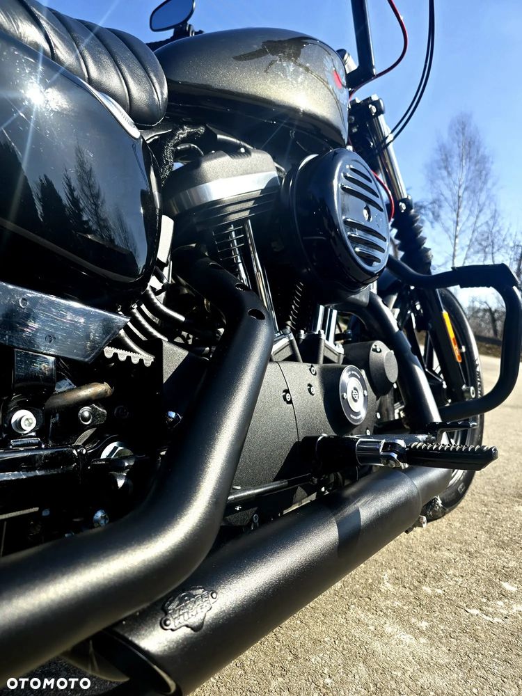 Harley-Davidson Sportster Iron 883 - 4