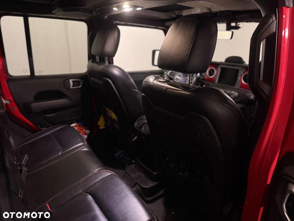 Jeep Wrangler Unlimited GME 2.0 Turbo Rubicon - 25