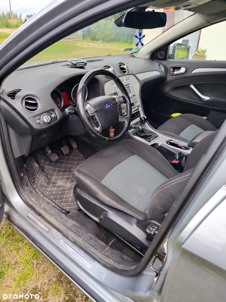 Ford Mondeo - 7
