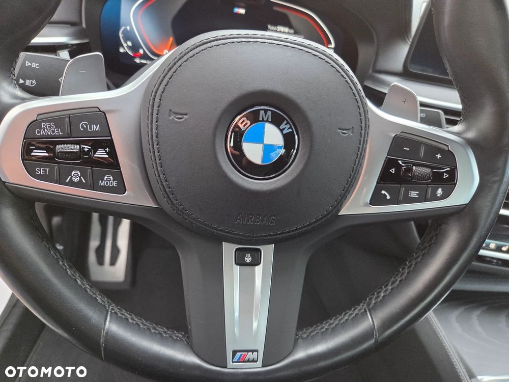 BMW Seria 5 540i xDrive M Sport Edition - 26