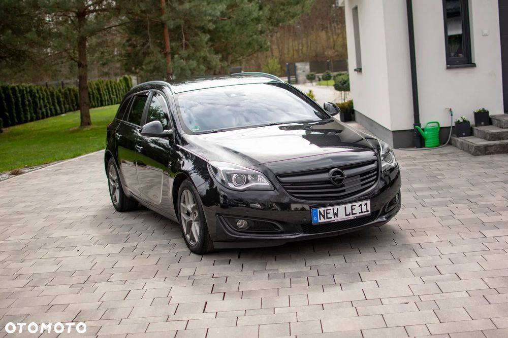 Opel Insignia - 1
