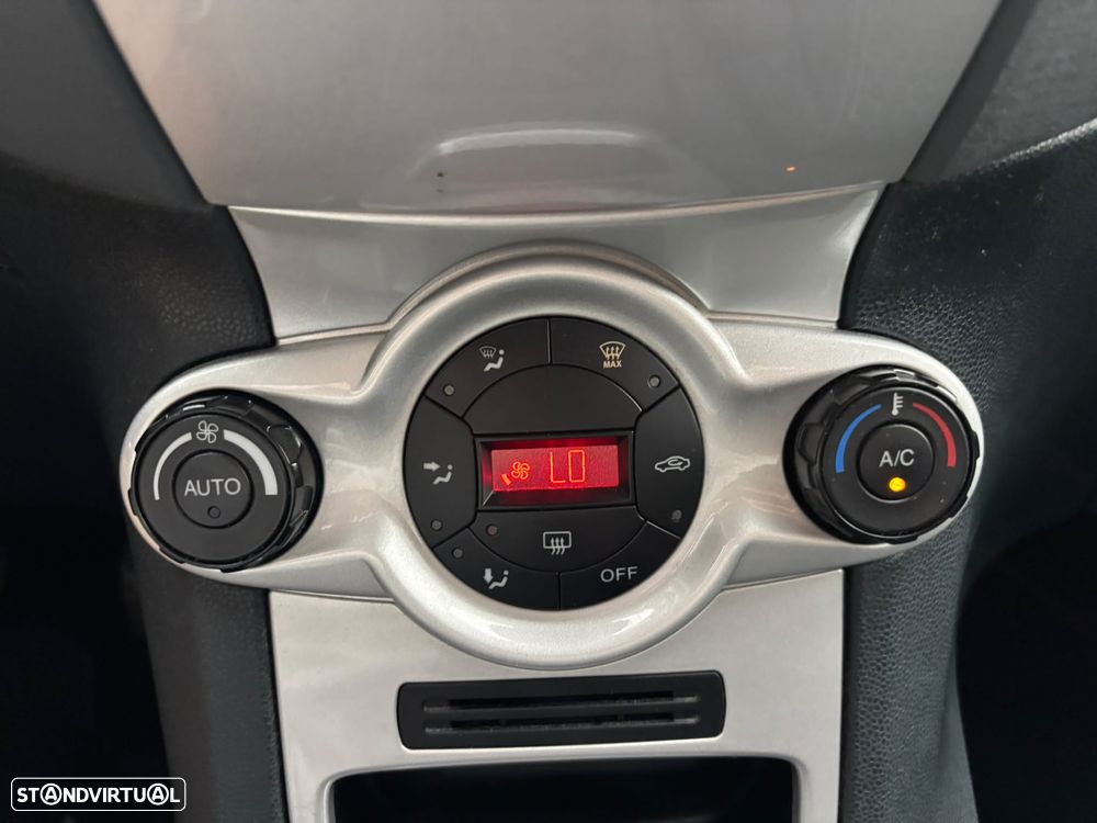 Ford Fiesta 1.25 Titanium - 8