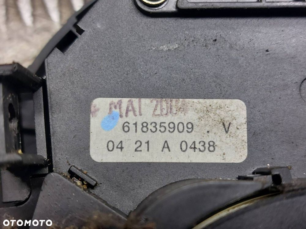 MANETKA PRZEŁĄCZNIK ZESPOLONY TAŚMA SYGNAŁU MEGANE II 820021376 61835909 - 4