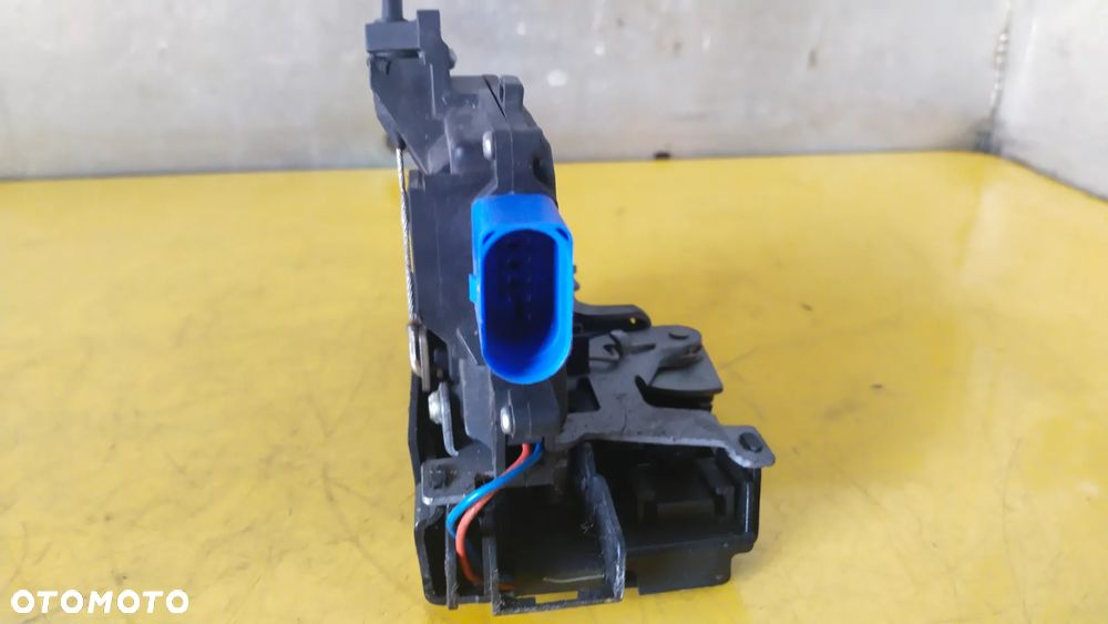 VW ZAMEK DRZWI LEWY PRZÓD 3D1837015AB - 4