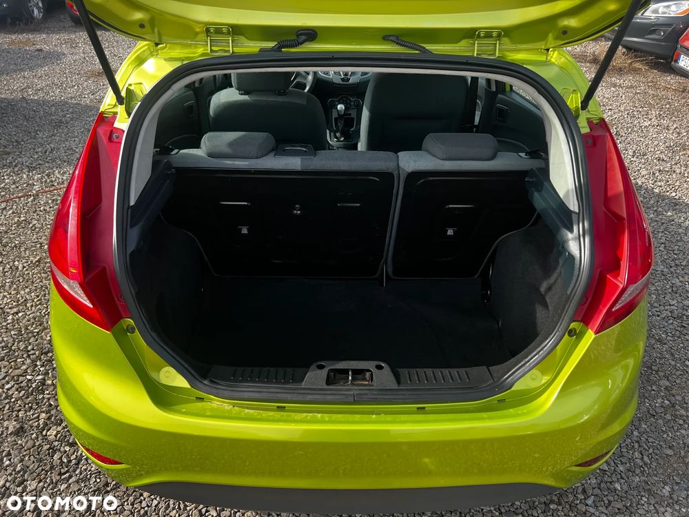 Ford Fiesta 1.25 Ambiente - 25