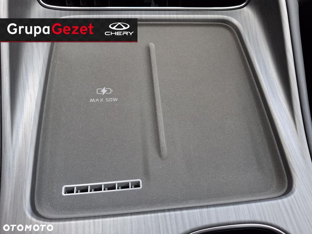 Chery Tiggo 8 1.5 T-GDI Super Hybrid Prestige DCT - 23