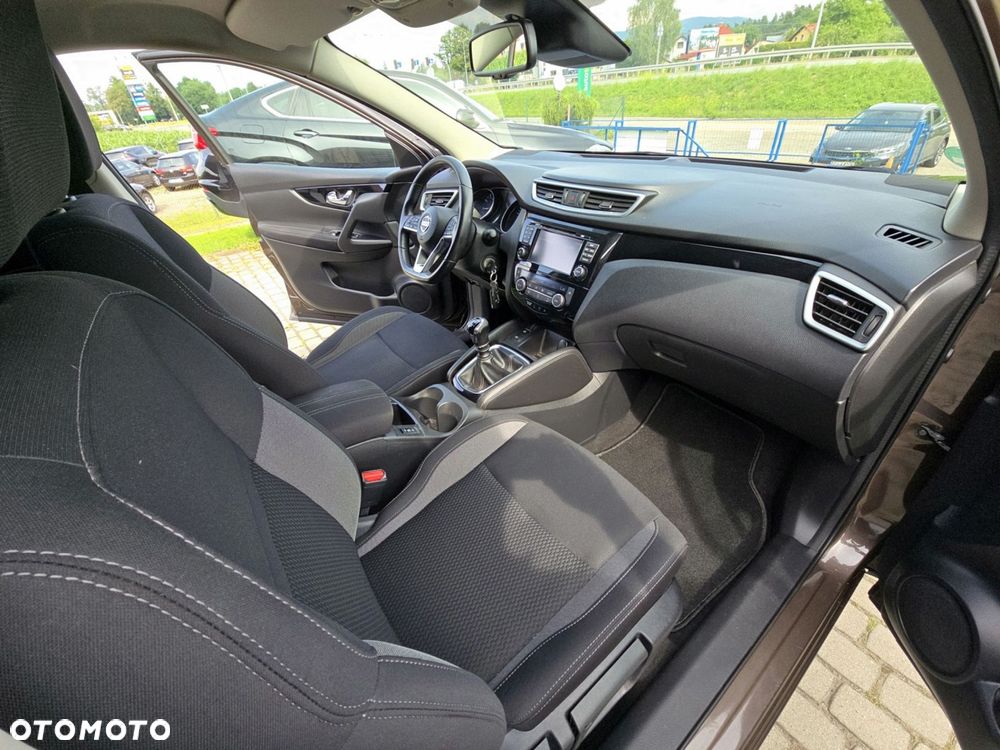 Nissan Qashqai - 12