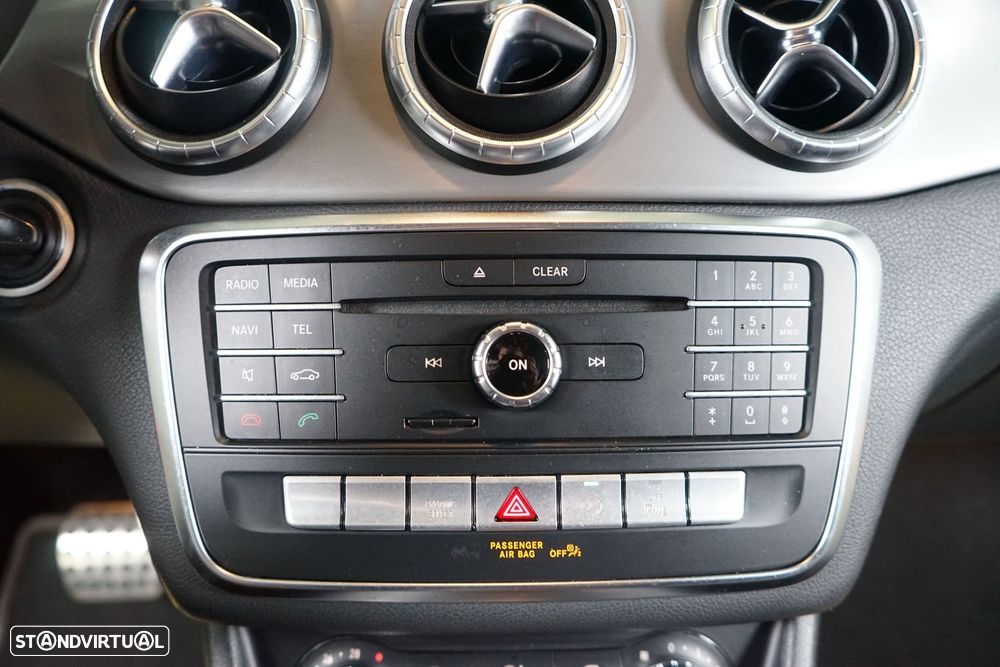 Mercedes-Benz CLA 180 - 32