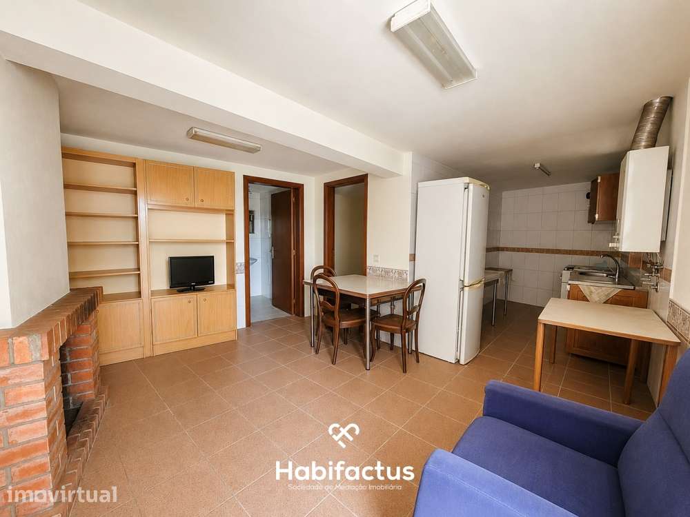 Moradia Isolada T3 com Logradouro e Vista Privilígiada á venda em Vila - Grande imagem: 5/27