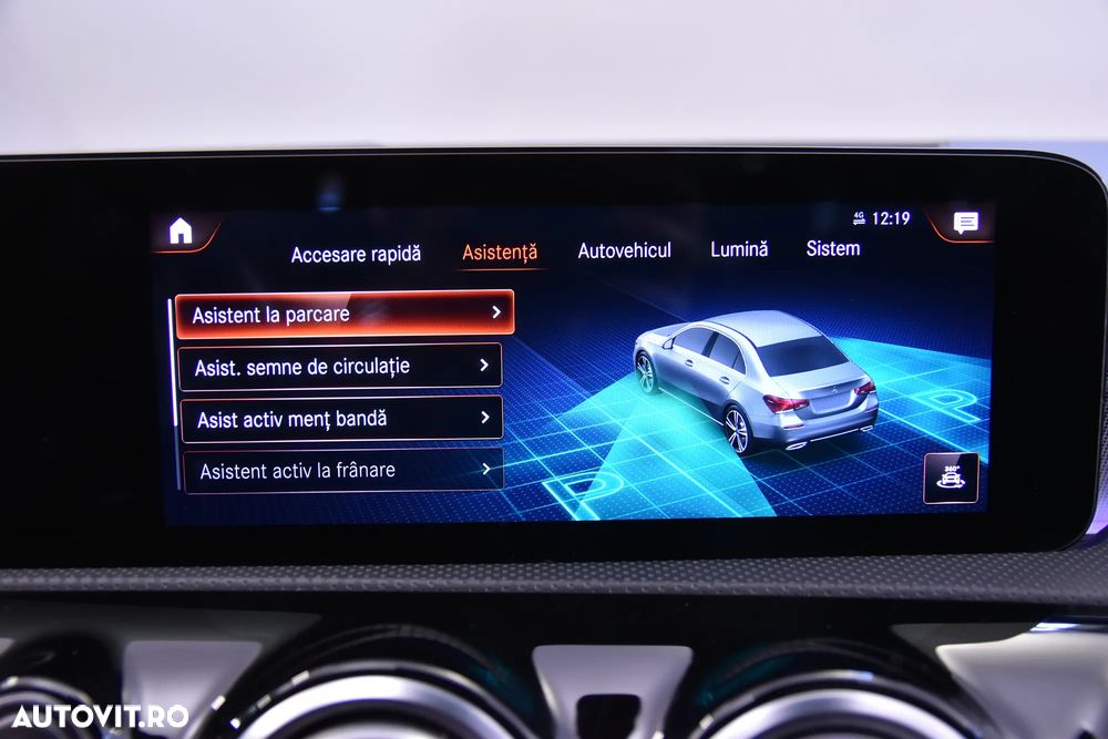 Mercedes-Benz A ver-250-e-8g--dct-amg-line - 20