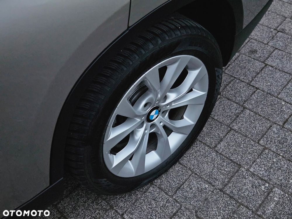 BMW X1 sDrive16d xLine - 4