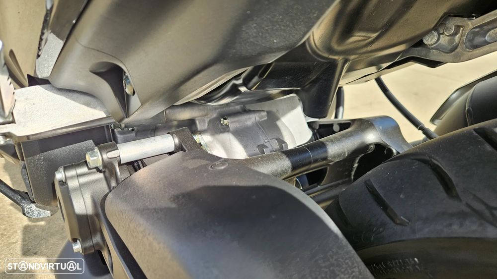 Yamaha TMAX TECHMAX - 14