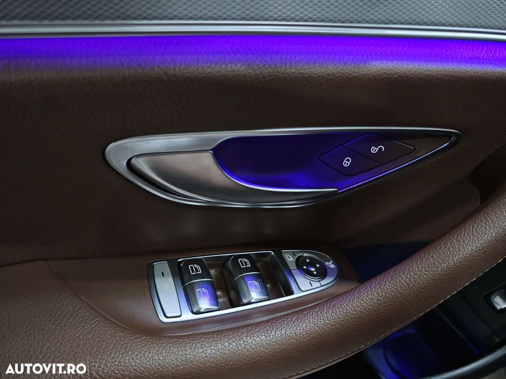 Mercedes-Benz E 200 d 9G-TRONIC Exclusive - 34