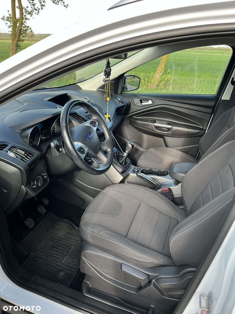 Ford Kuga 1.6 EcoBoost 2x4 Individual - 7