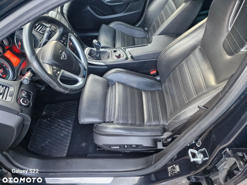 Opel Insignia 2.8 V6 Turbo 4x4 OPC - 13