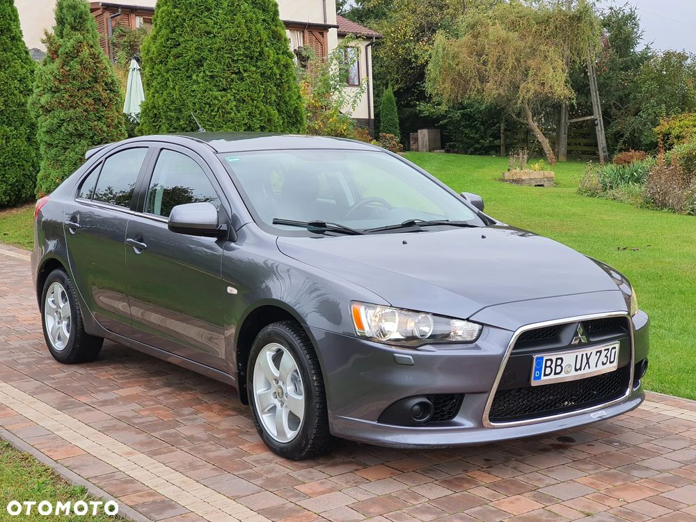 Mitsubishi Lancer 1.8 Invite - 3
