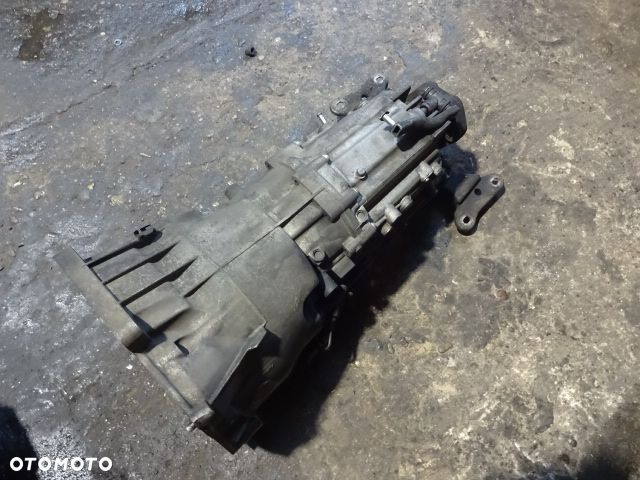 Skrzynia biegów BMW E90 M47 2.0D 1069401018 - 1