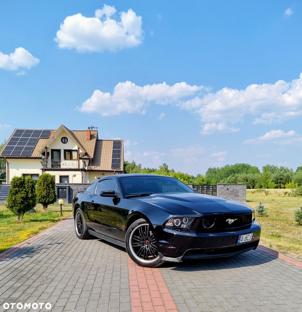 Ford Mustang - 1