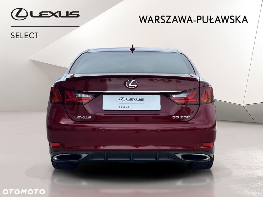 Lexus GS - 4