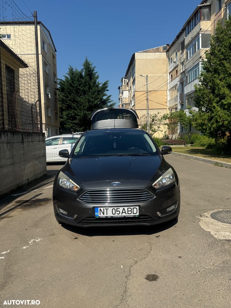 Ford Focus - 1